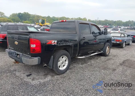 2011 Chevrolet Silverado 1500 Lt z USA, uszkodzony, nr VIN 3GCPKSE32BG308728